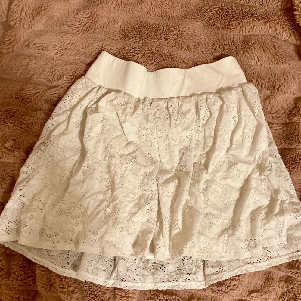 GAP White Lace Mini Skirt